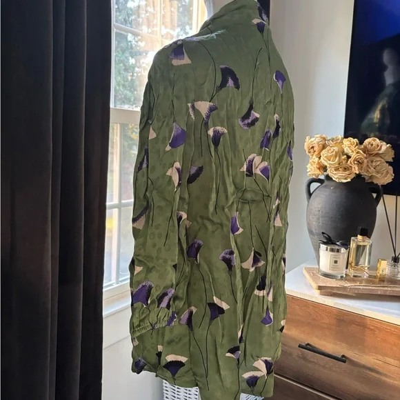 New York & Company Green and Purple Blouse - Picture 4 of 6